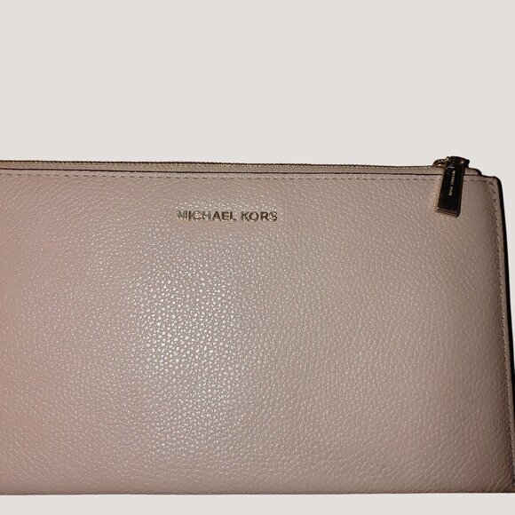 Michael Kors Pebbled Leather Zip Clutch Makeup Travel XL Wristlet Pale Pink Fair - Picture 2 of 9